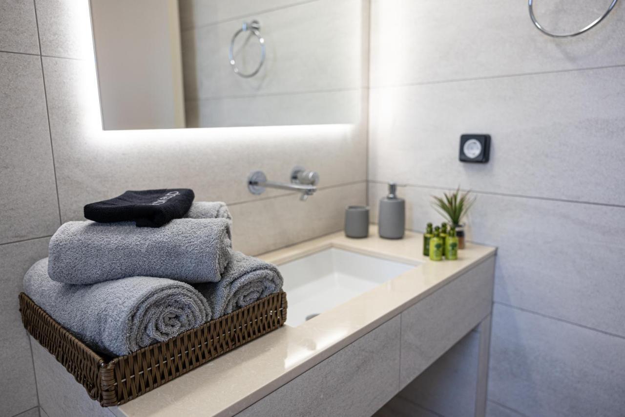 Meraviglia Residence - Amethyst Apartment 阿尔戈斯托利翁 外观 照片