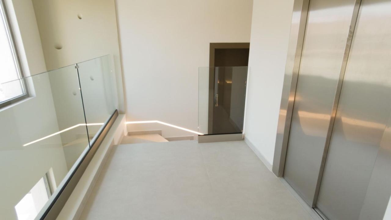 Meraviglia Residence - Amethyst Apartment 阿尔戈斯托利翁 外观 照片